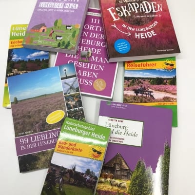 Alles, um Deine Region zu entdecken: Reiseführer, Wanderführer und Karten für die Lüneburger Heide